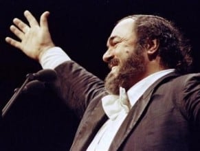 Pavarotti singing opera